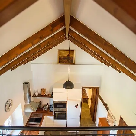 Cortijo Cabrerizas Holiday home *