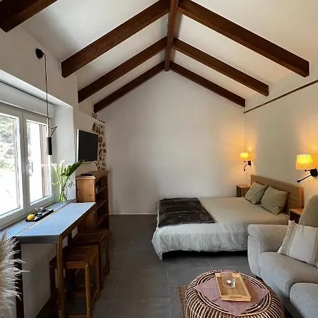 Cortijo Cabrerizas Holiday home *